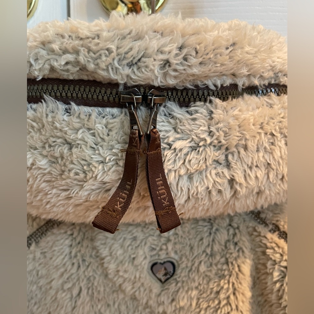 KÜHL Flight Vest Italian Fleece Stowable Hood Full Zip Cream Tan Brown Warm Cozy - Picture 10 of 16
